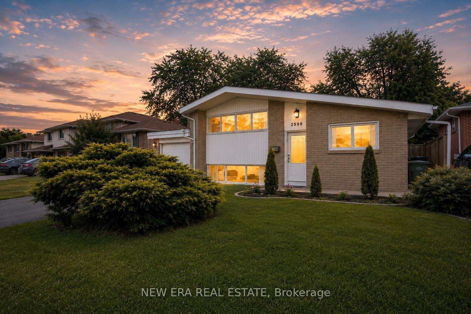 2598 Chalkwell Close — photo 1