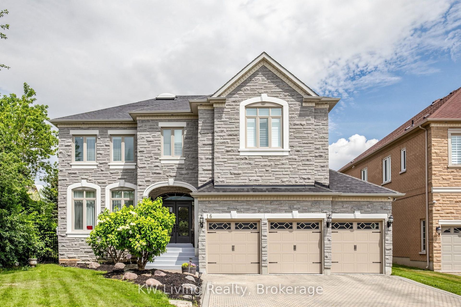 16 Montressor Court, Richmond Hill — Detached for sale, photo 1