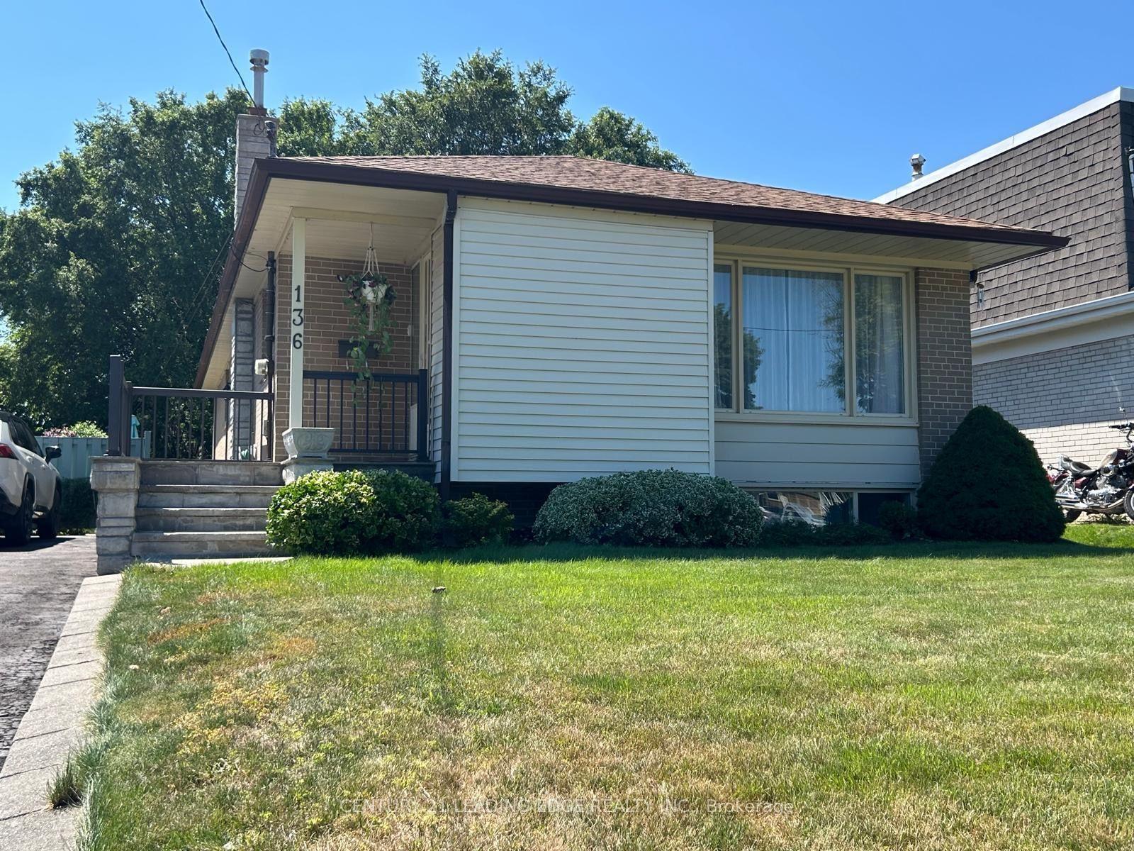 136 Morningside Avenue, Toronto — Detached for sale, photo 1