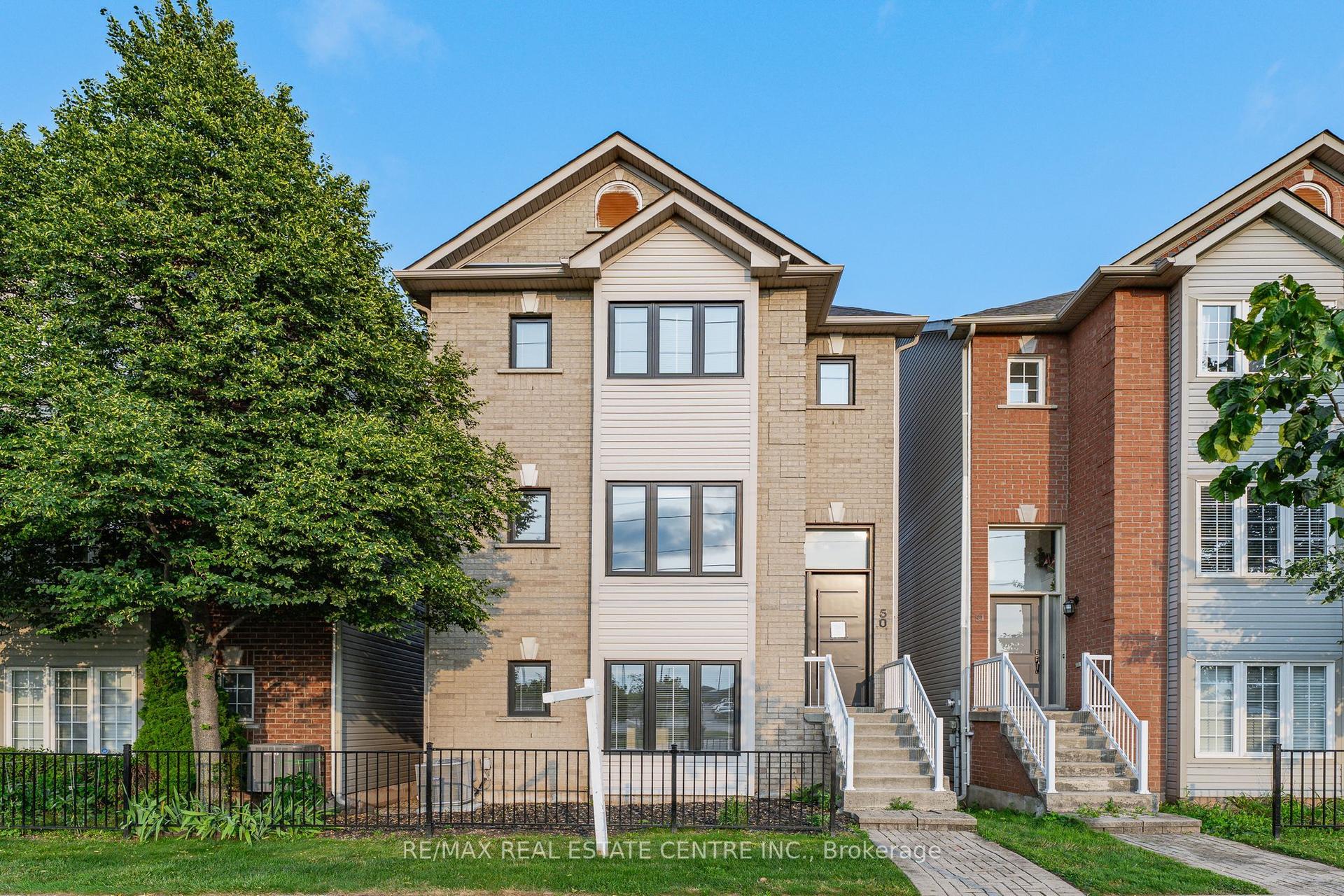 5090 Fairview Street 50 #50, Burlington — Detached for sale, photo 1