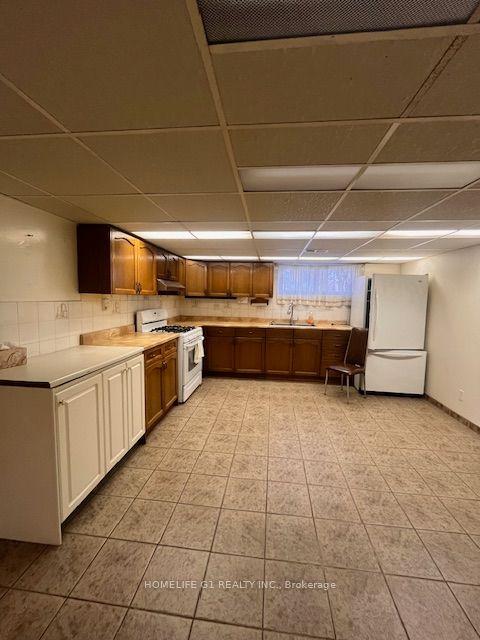79 Sun Row Drive — photo 1
