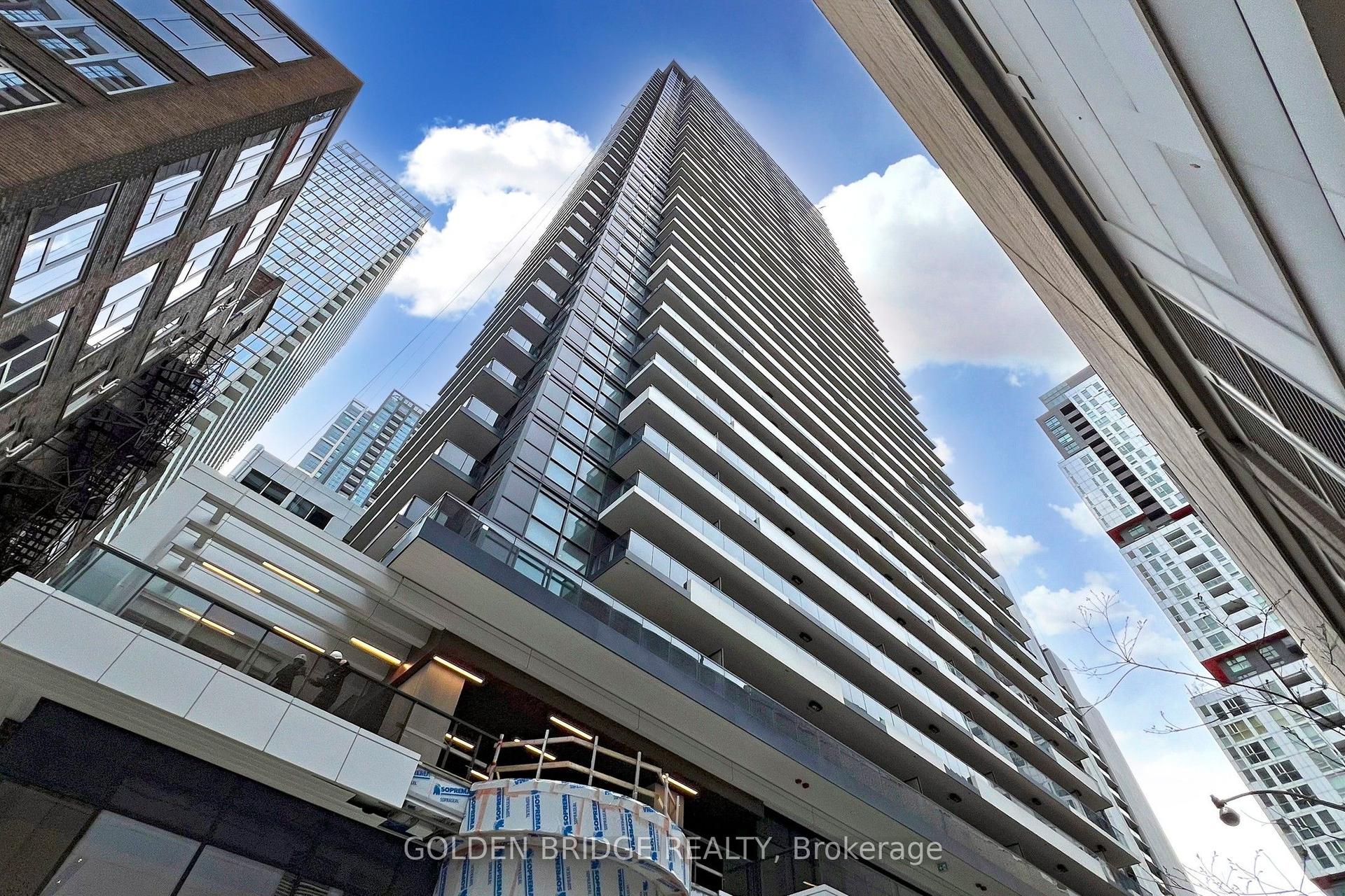 38 Widmer Street 4211 #4211, Toronto — Condo for sale, photo 1