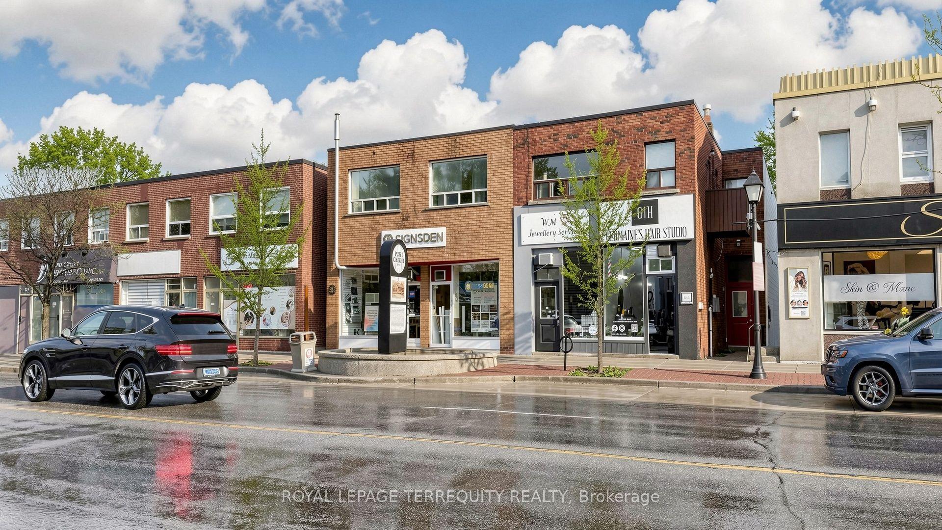 321 Lakeshore Road E — photo 1