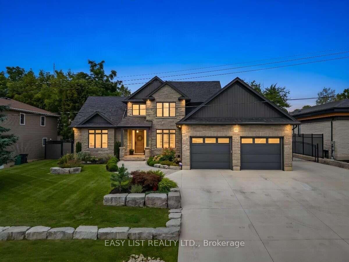 68 Waldau Crescent, Wilmot — Detached for sale, photo 1