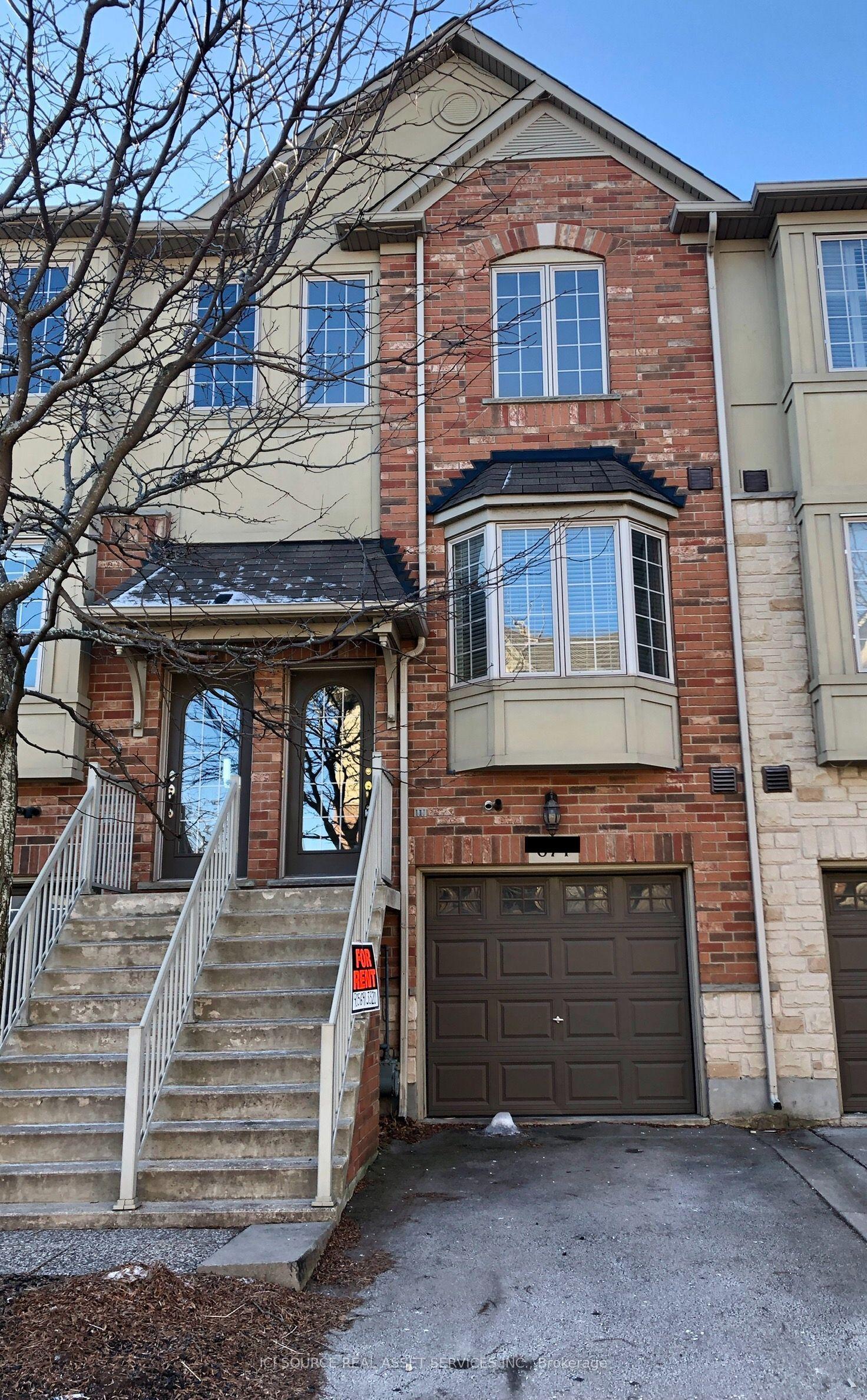 674 Rowley Common, Burlington — Townhouse for lease, photo 1