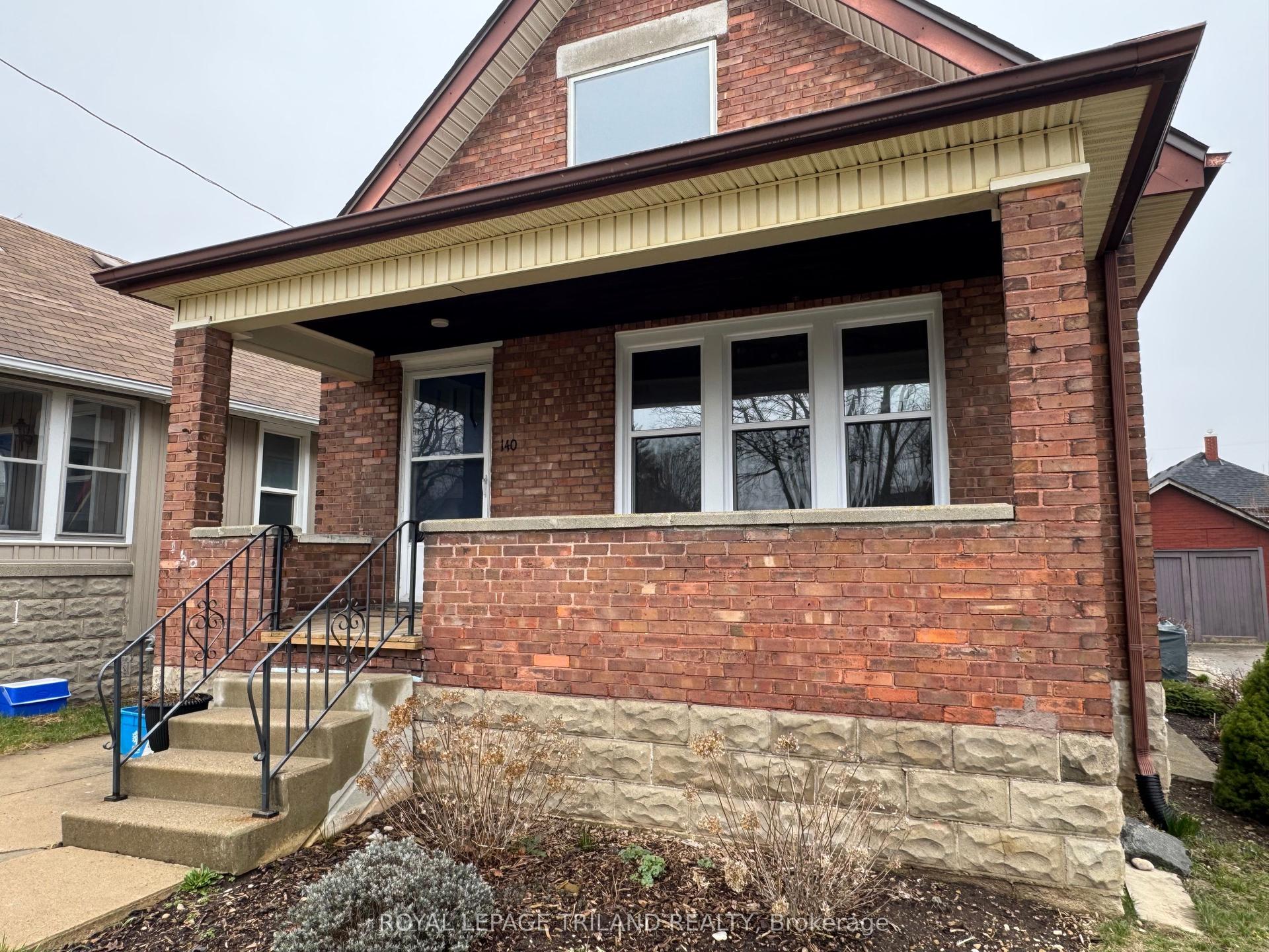 140 ARUNDELL Street Main #Main — photo 1