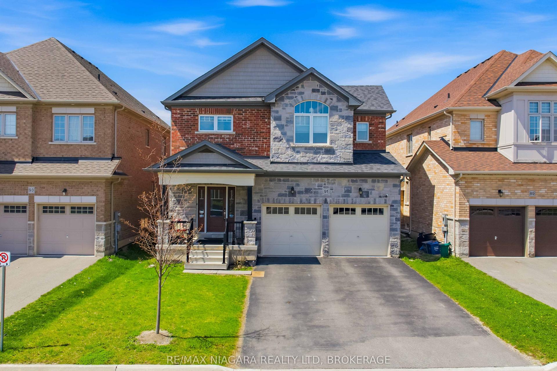 91 Homestead Way — photo 1