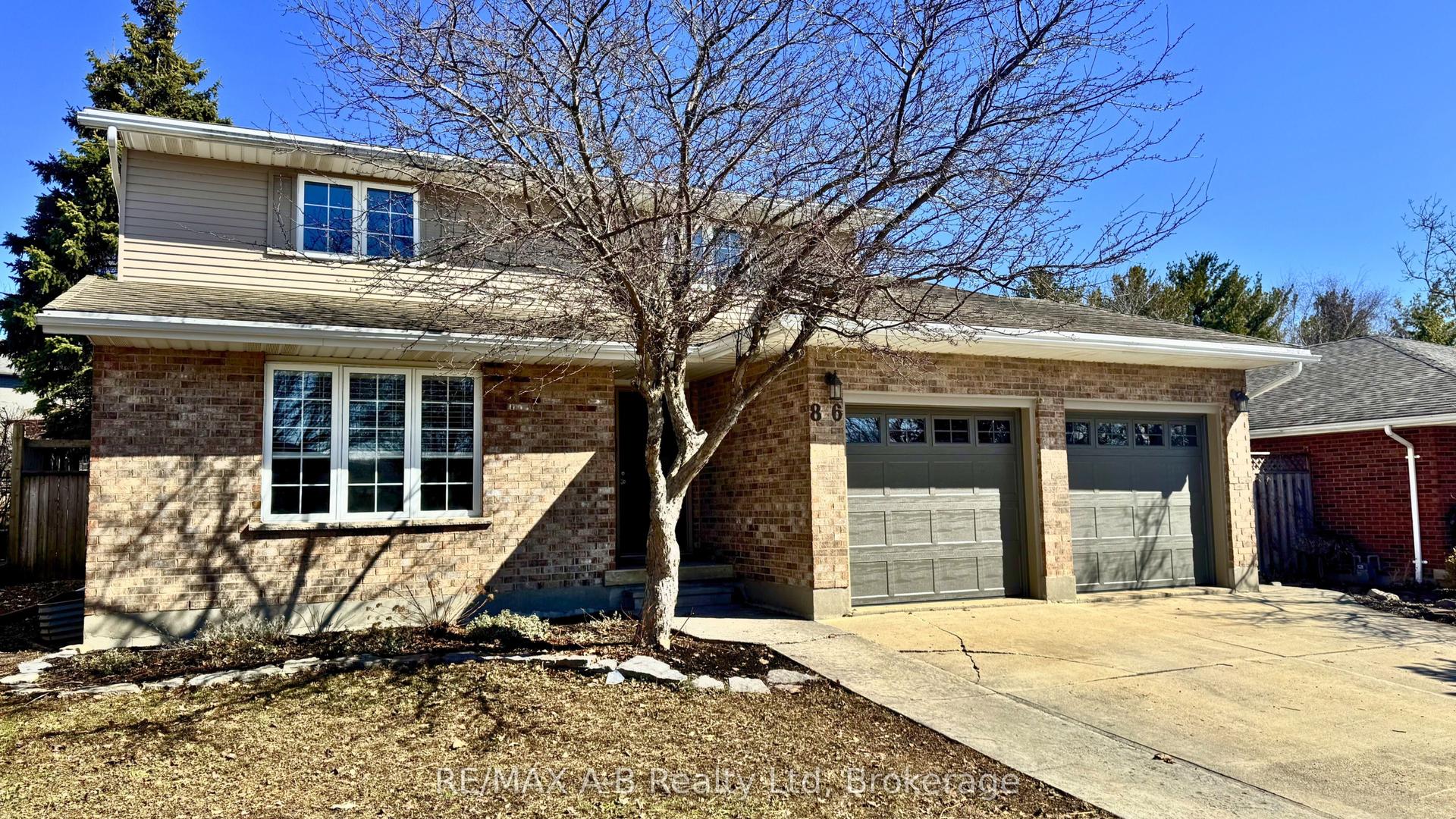 86 Freeland Drive — photo 1