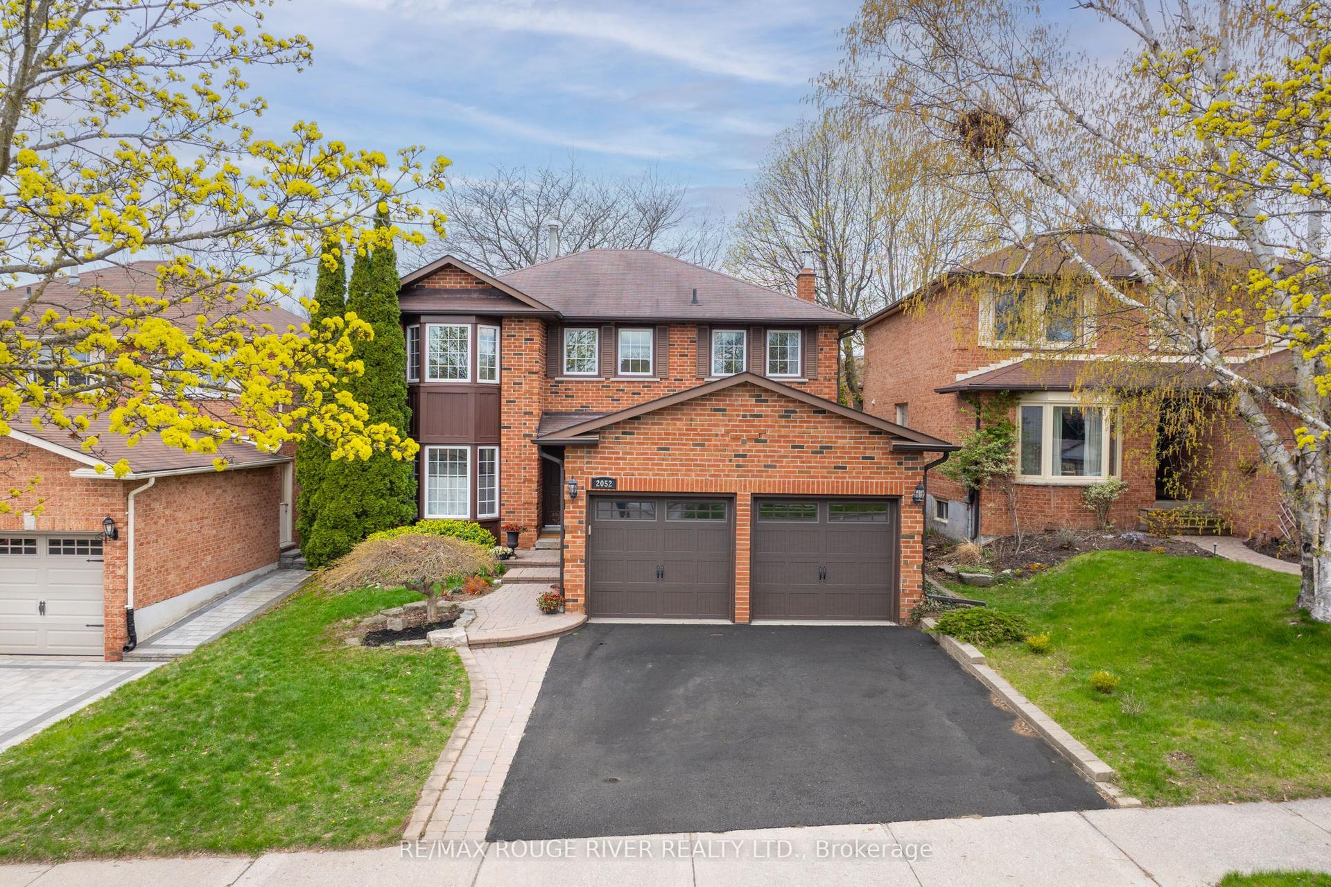 2052 Lynn Heights Drive — photo 1