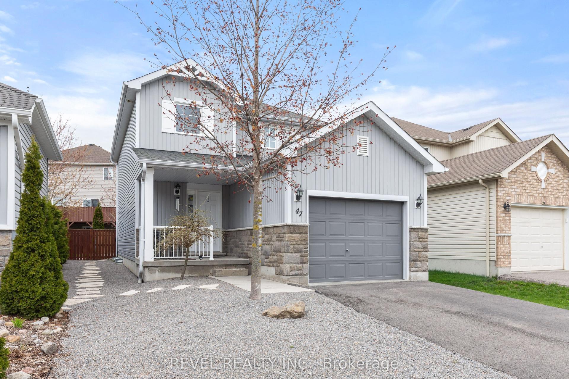 47 Lisbeth Crescent — photo 1