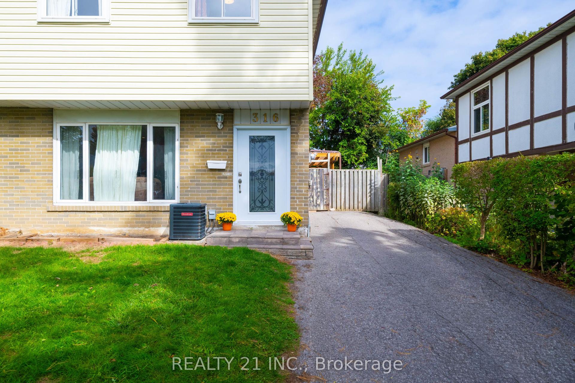 316 Hollyberry Trail — photo 1
