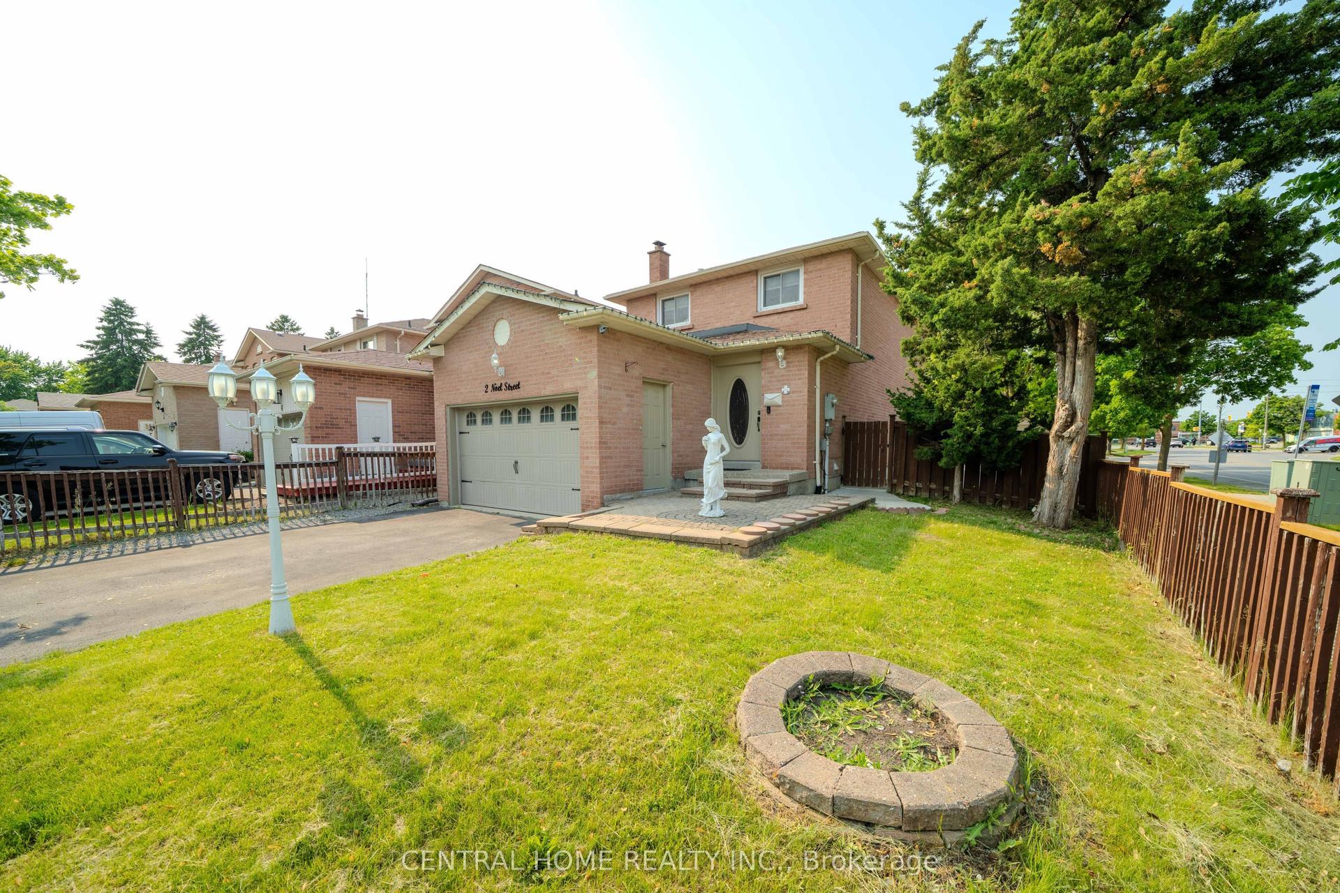 2 Noel Street, Markham — Detached for sale, photo 1