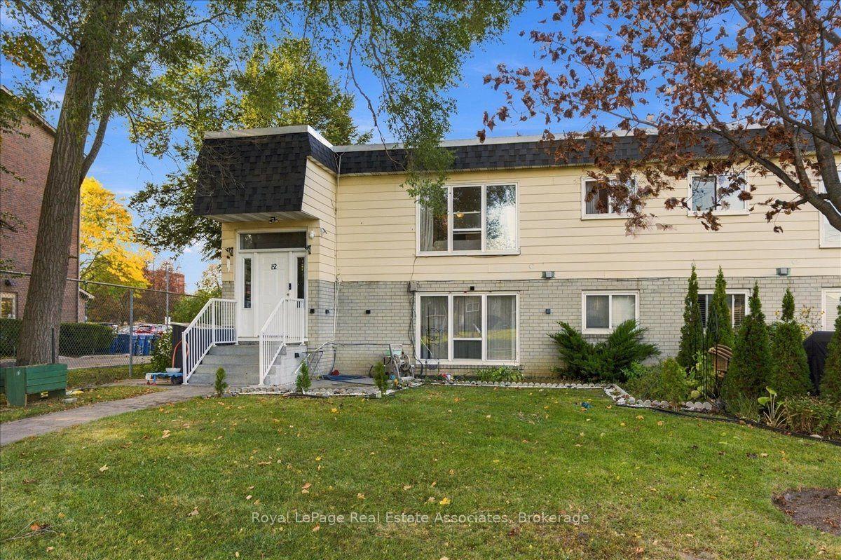540 Mary Street E 1-4 #1-4, Whitby — Condo for sale, photo 1