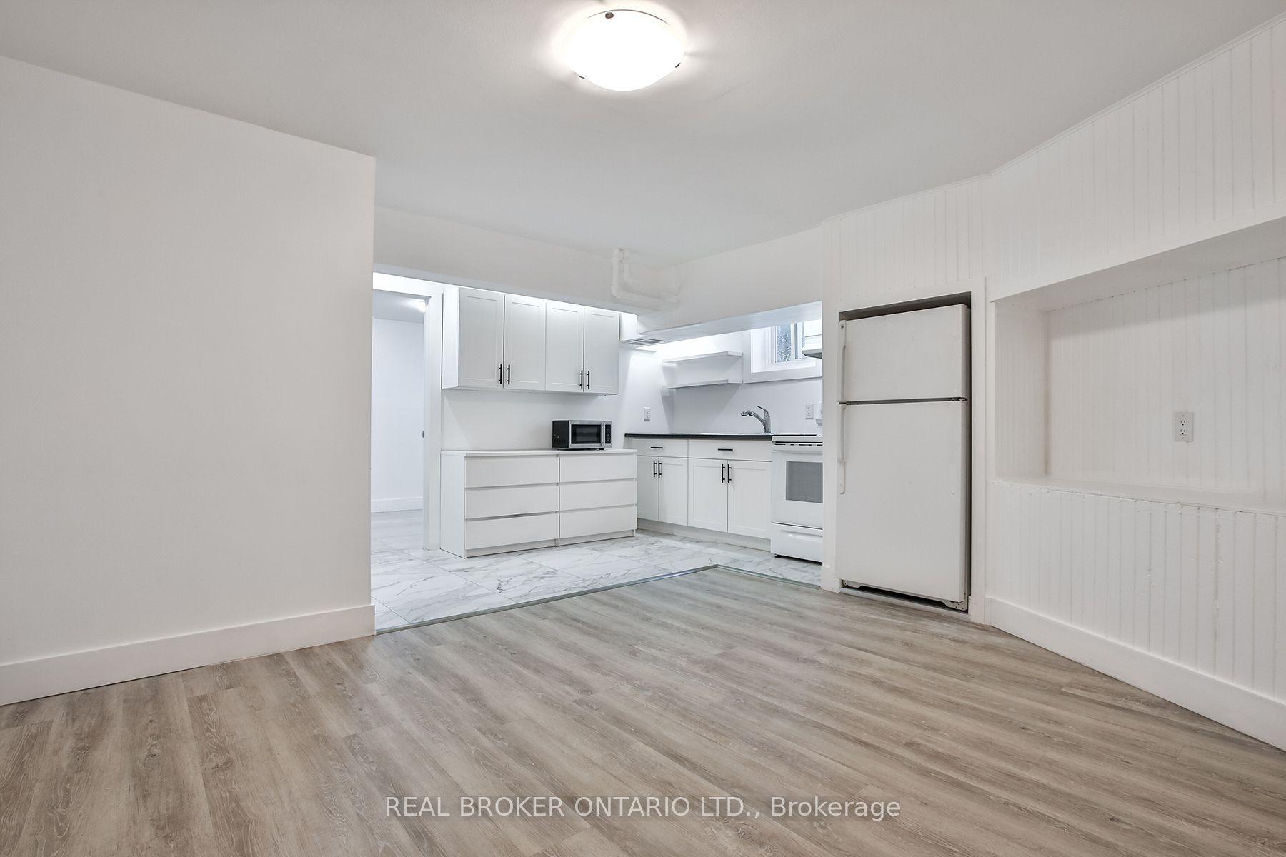 252 Sixth Street 6 #6, Toronto — Semi-Detached for lease, photo 1