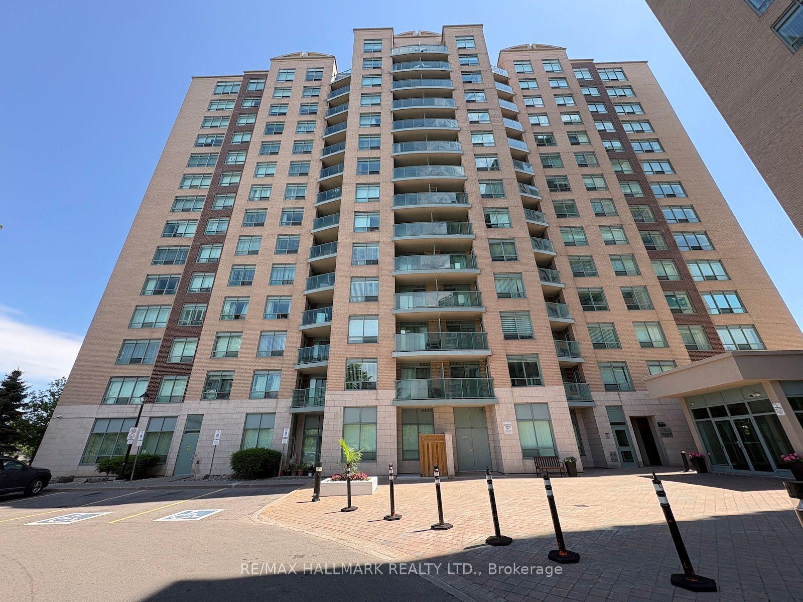 11 Oneida Crescent 708 #708 — photo 1