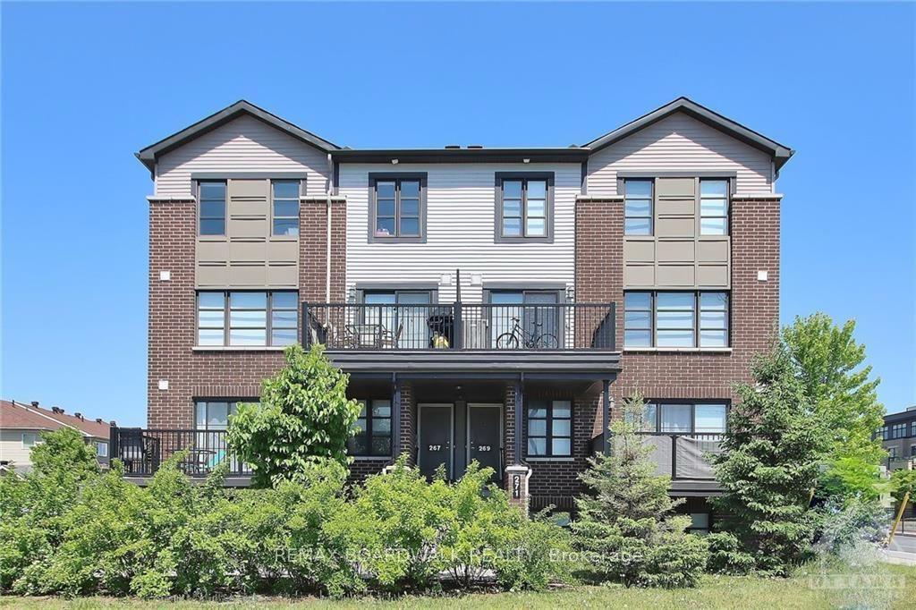 267 Infusion Private, Barrhaven — Condo Town for lease, photo 1