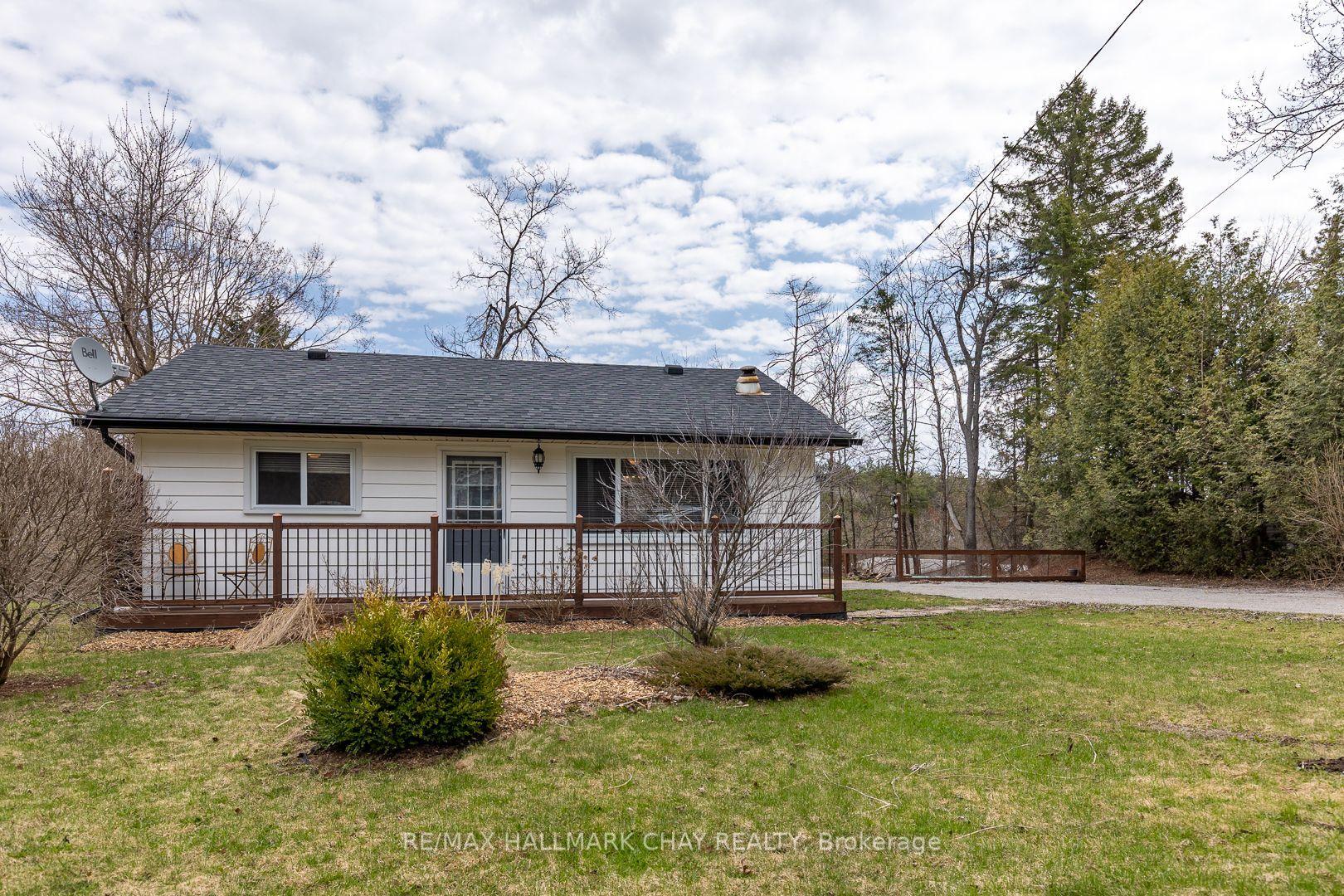 6 Dickson Street — photo 1