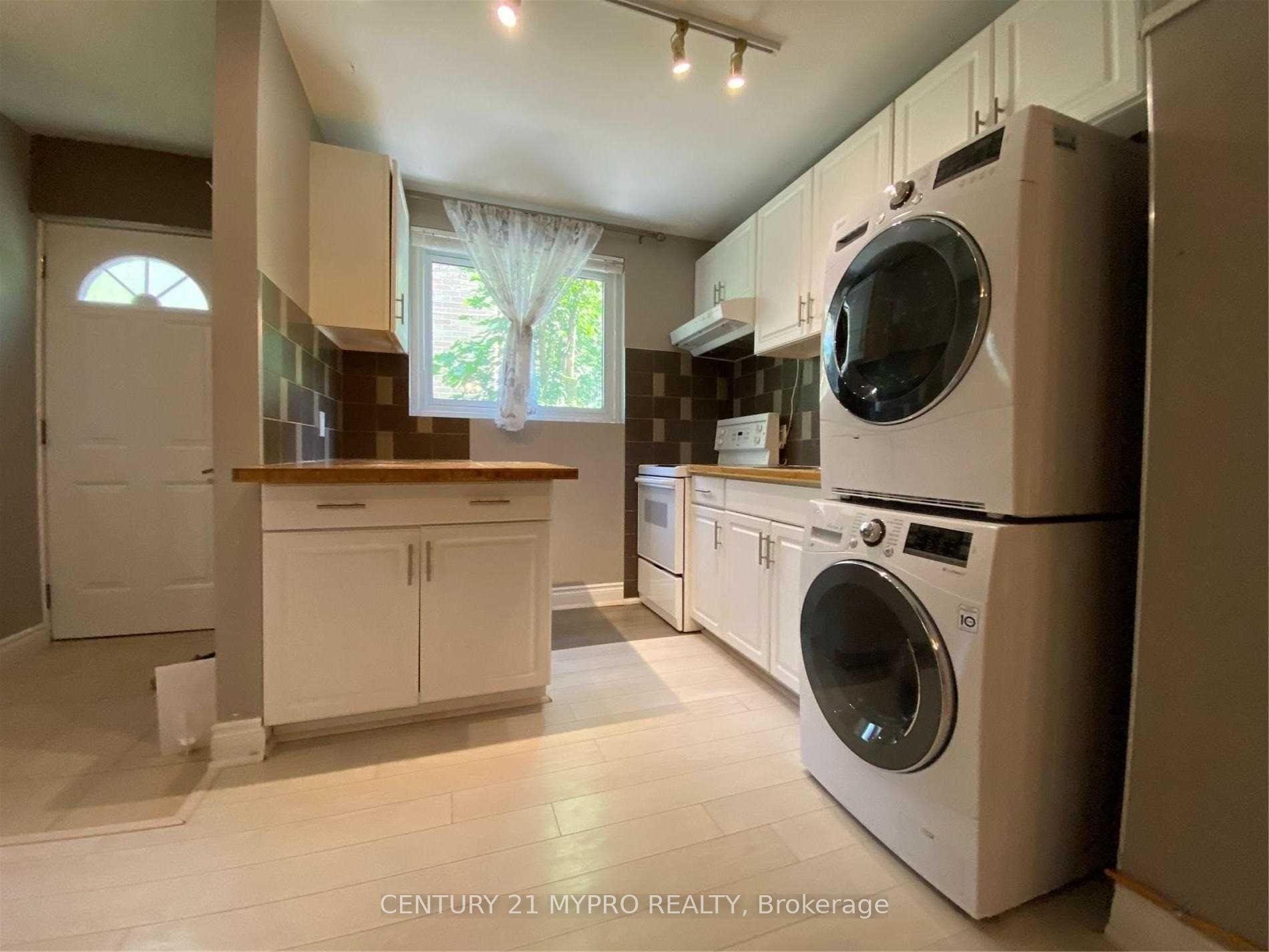 16 North Hills Terrace Lower #Lower, Toronto — Detached for lease, photo 1