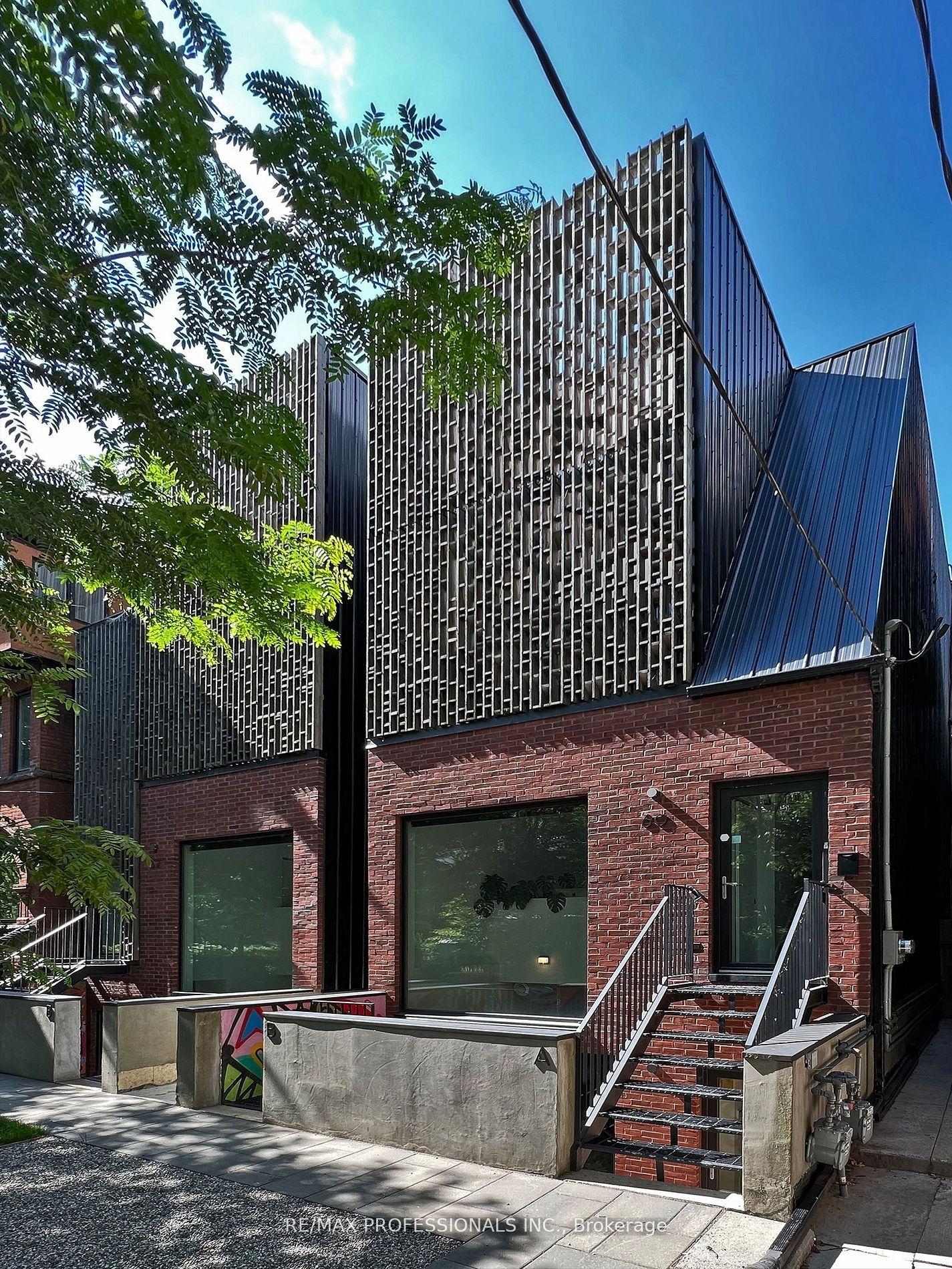 60 Melbourne Avenue B #B — photo 1