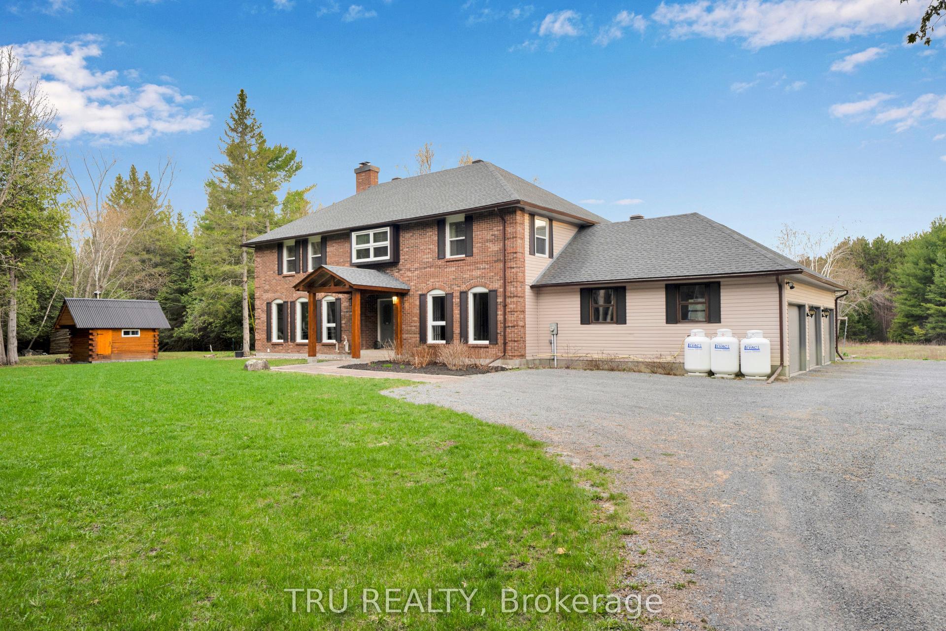 2529 MARSHWOOD Road — photo 1
