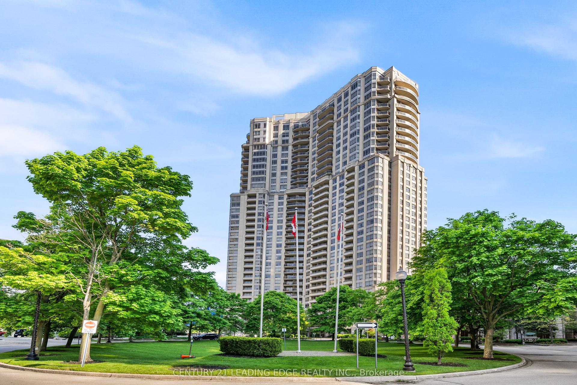 35 Kingsbridge Garden Circle 1812 #1812, Mississauga — Condo for sale, photo 1