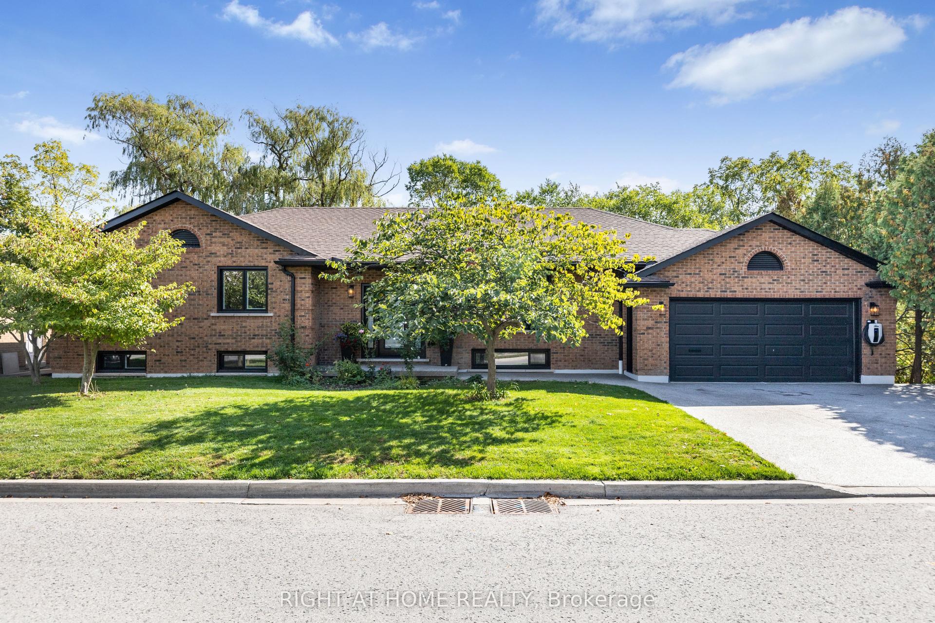 23 Riverview Boulevard, St. Catharines — Detached for lease, photo 1