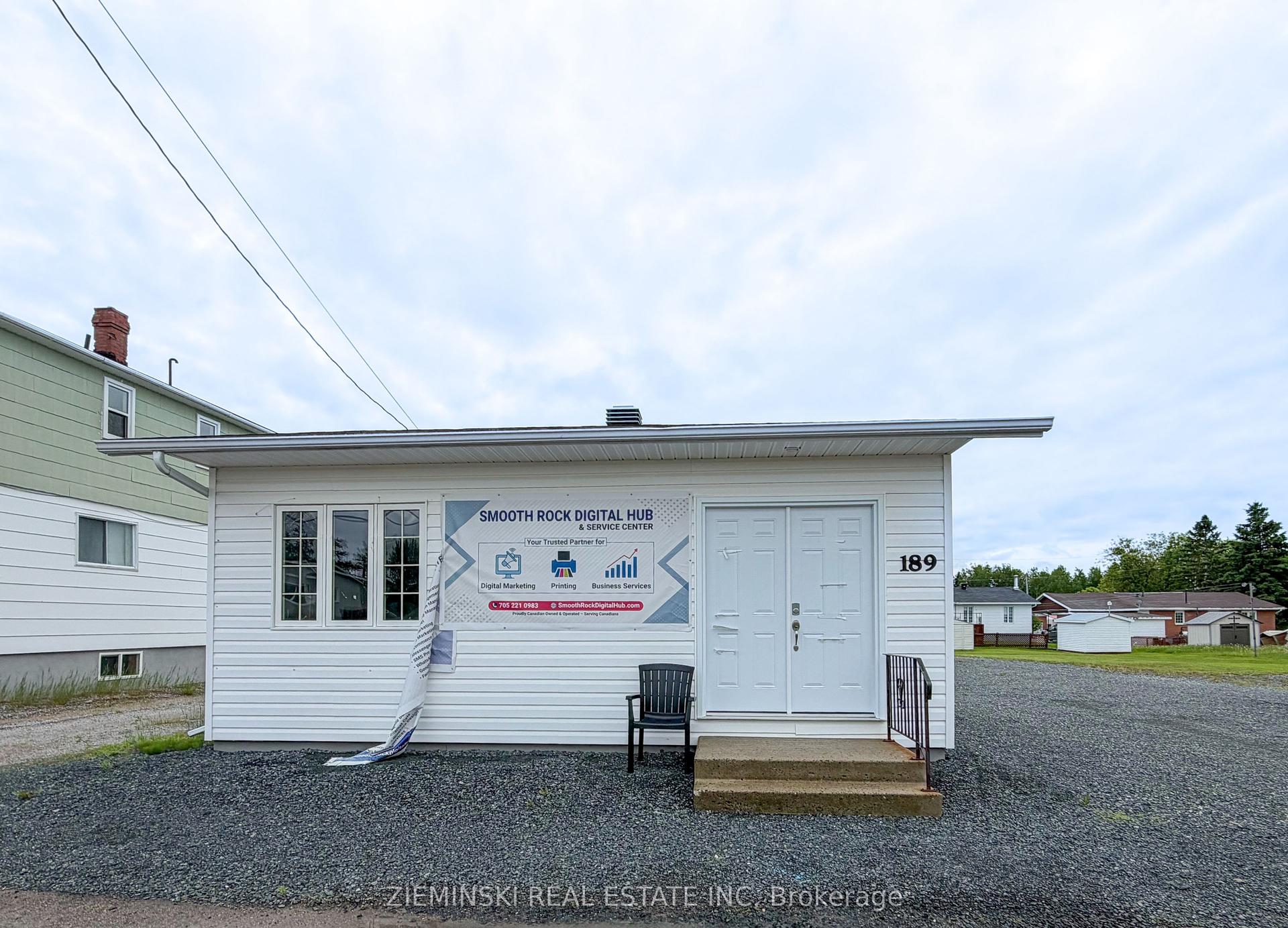 189 Main Street — photo 1
