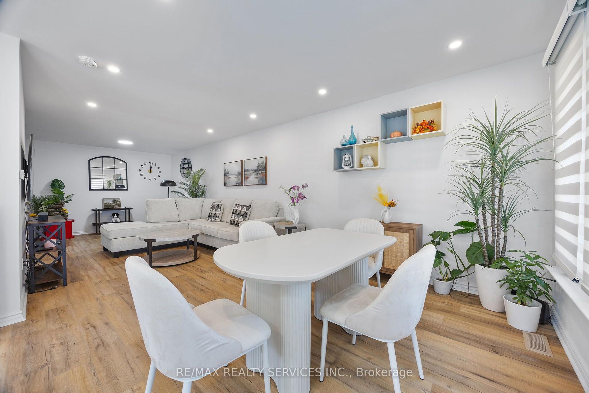 70 Wilton Drive — photo 1