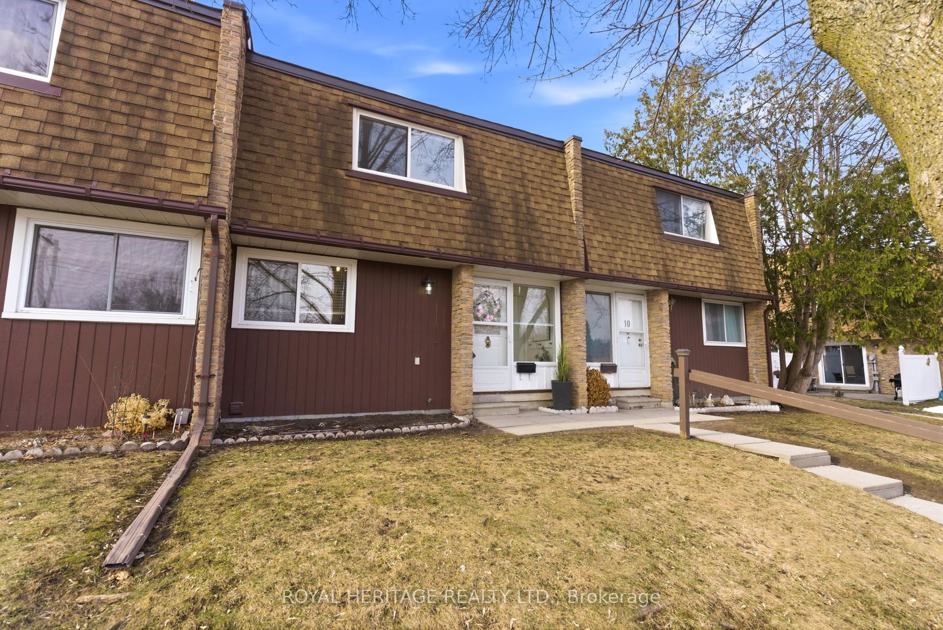 740 CHAMBERLAIN Street 9 #9 — photo 1