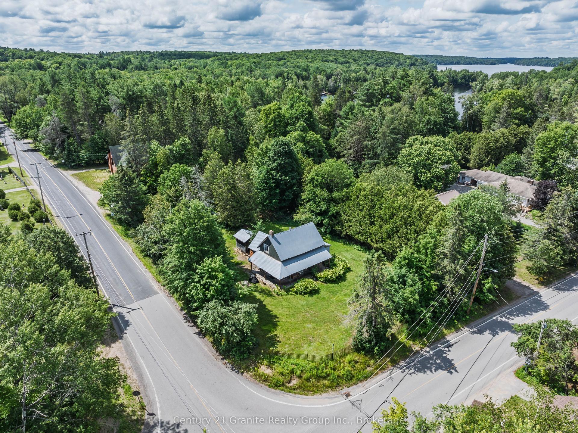 1745 Ingoldsby Road, Minden Hills — Detached for sale, photo 1