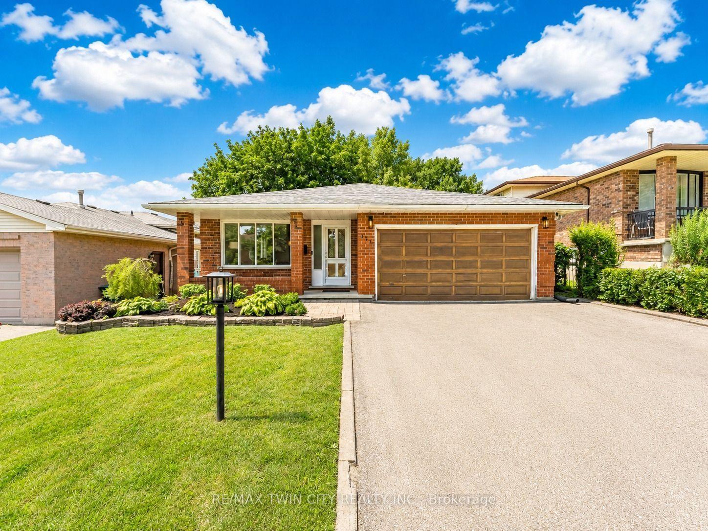 131 Brierdale Drive, Kitchener — Detached for sale, photo 1