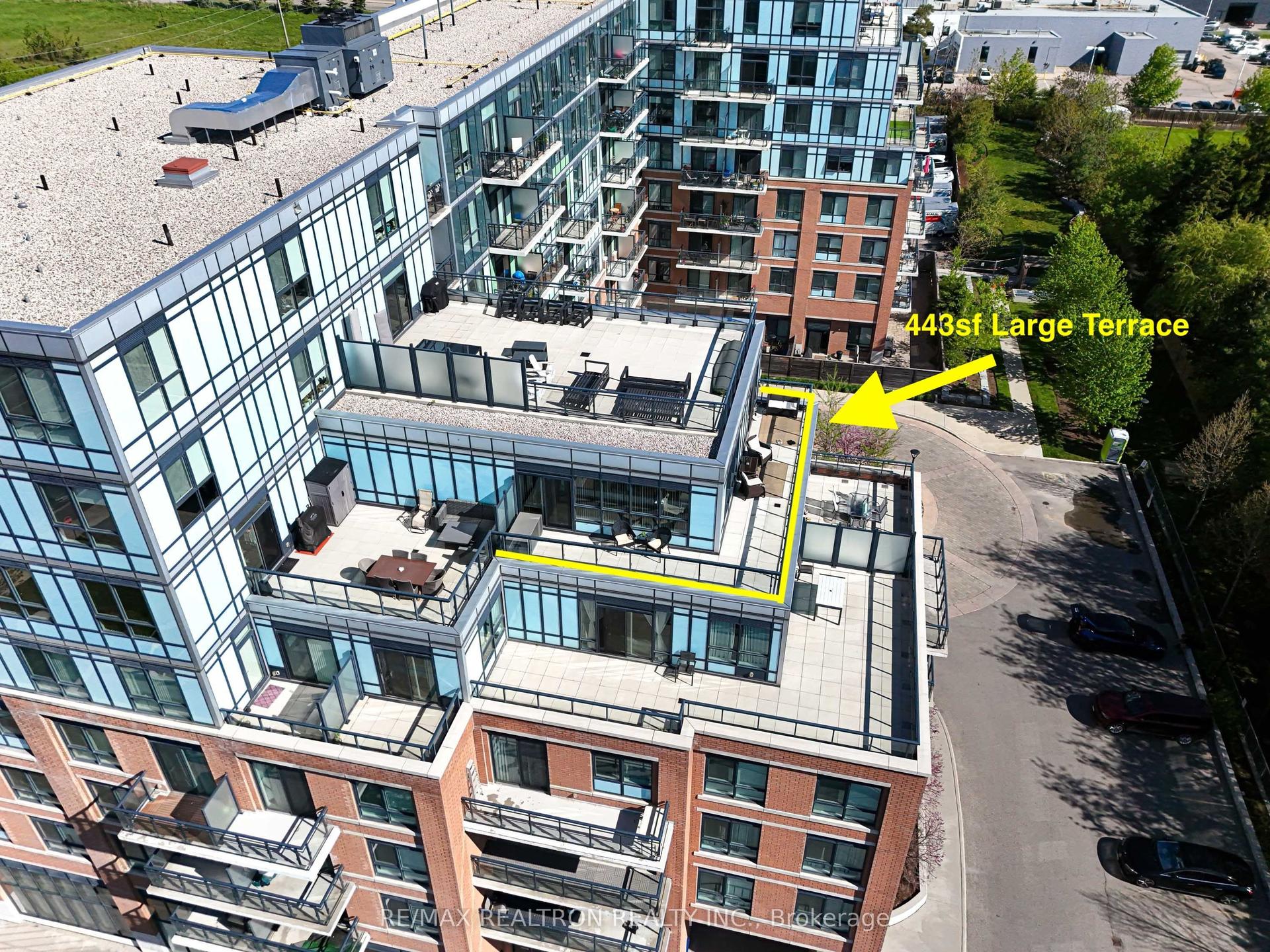 11611 Yonge Street 708 #708 — photo 1