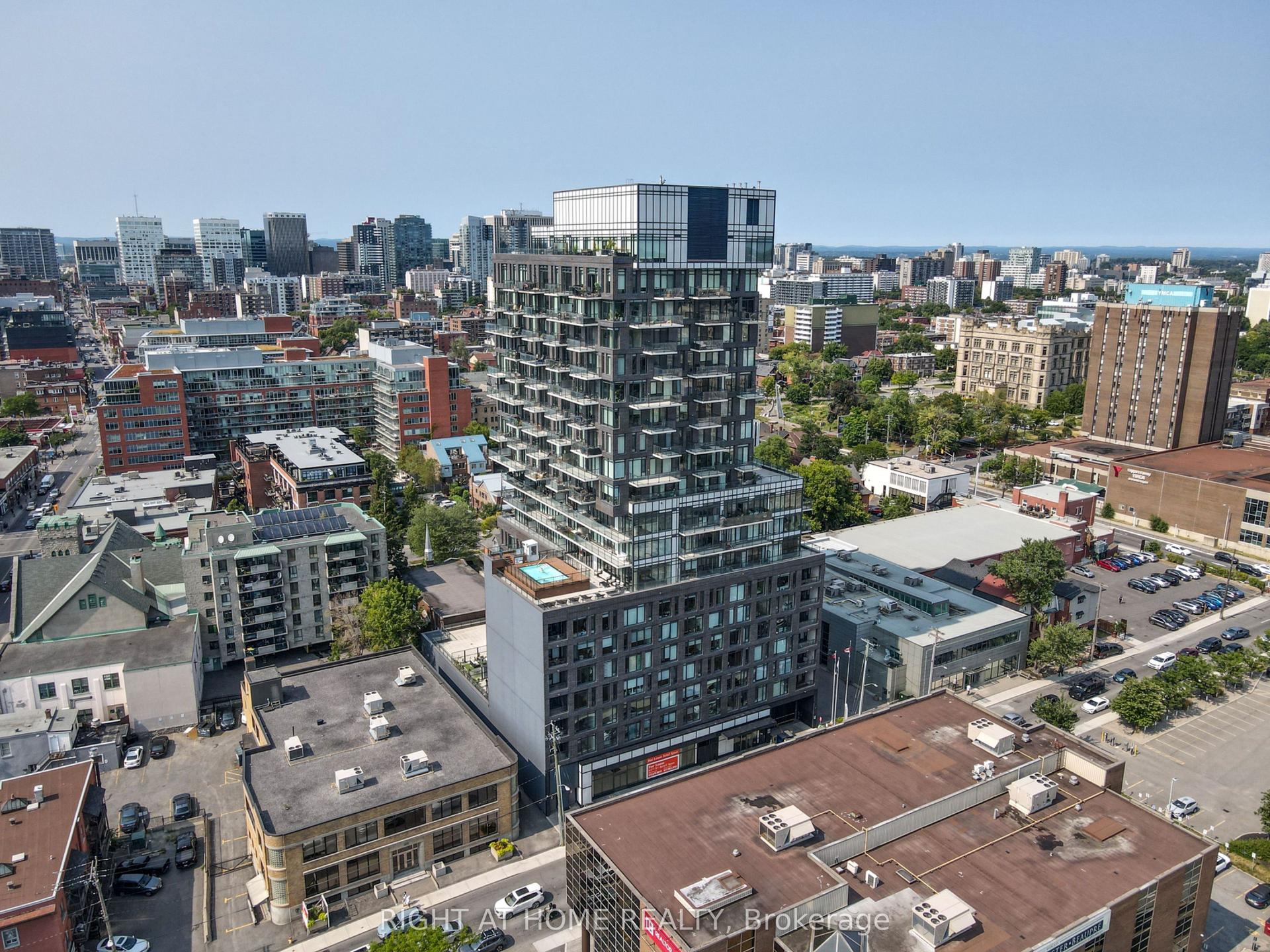 203 Catherine Street 1804 #1804 — photo 1
