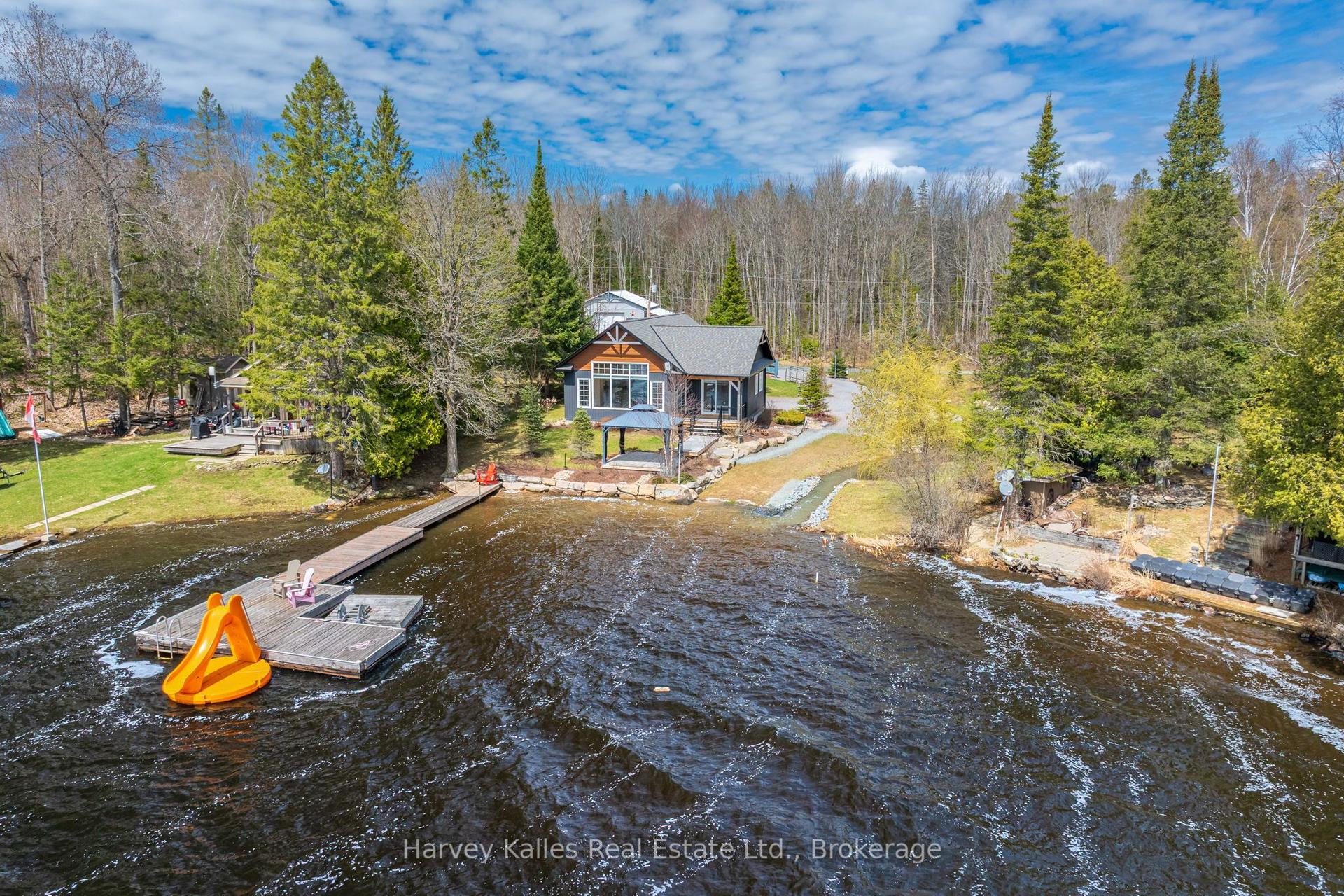 40 & 41 Sunset Cove Road — photo 1