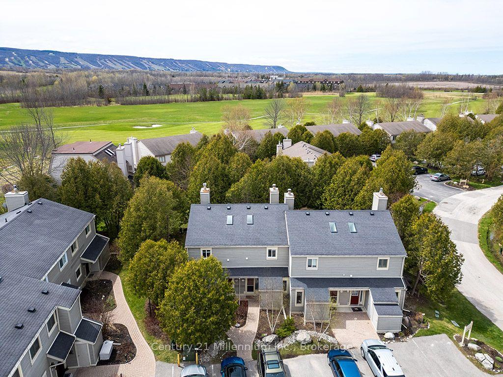 479 Oxbow Crescent — photo 1