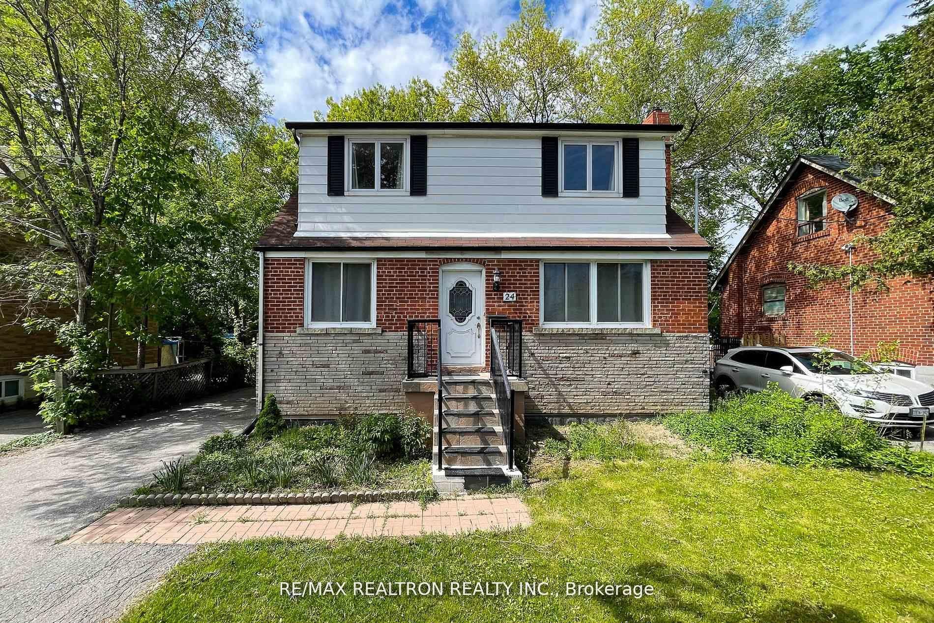 24 Highland Park Boulevard — photo 1