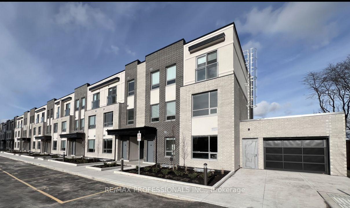 62 Dixfield Drive 124 #124, Toronto — Townhouse for lease, photo 1