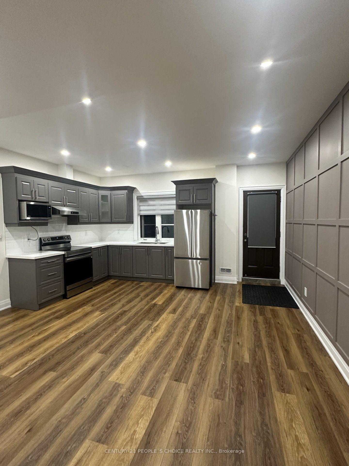 126 Degrey Drive, Brampton — Detached for lease, photo 1