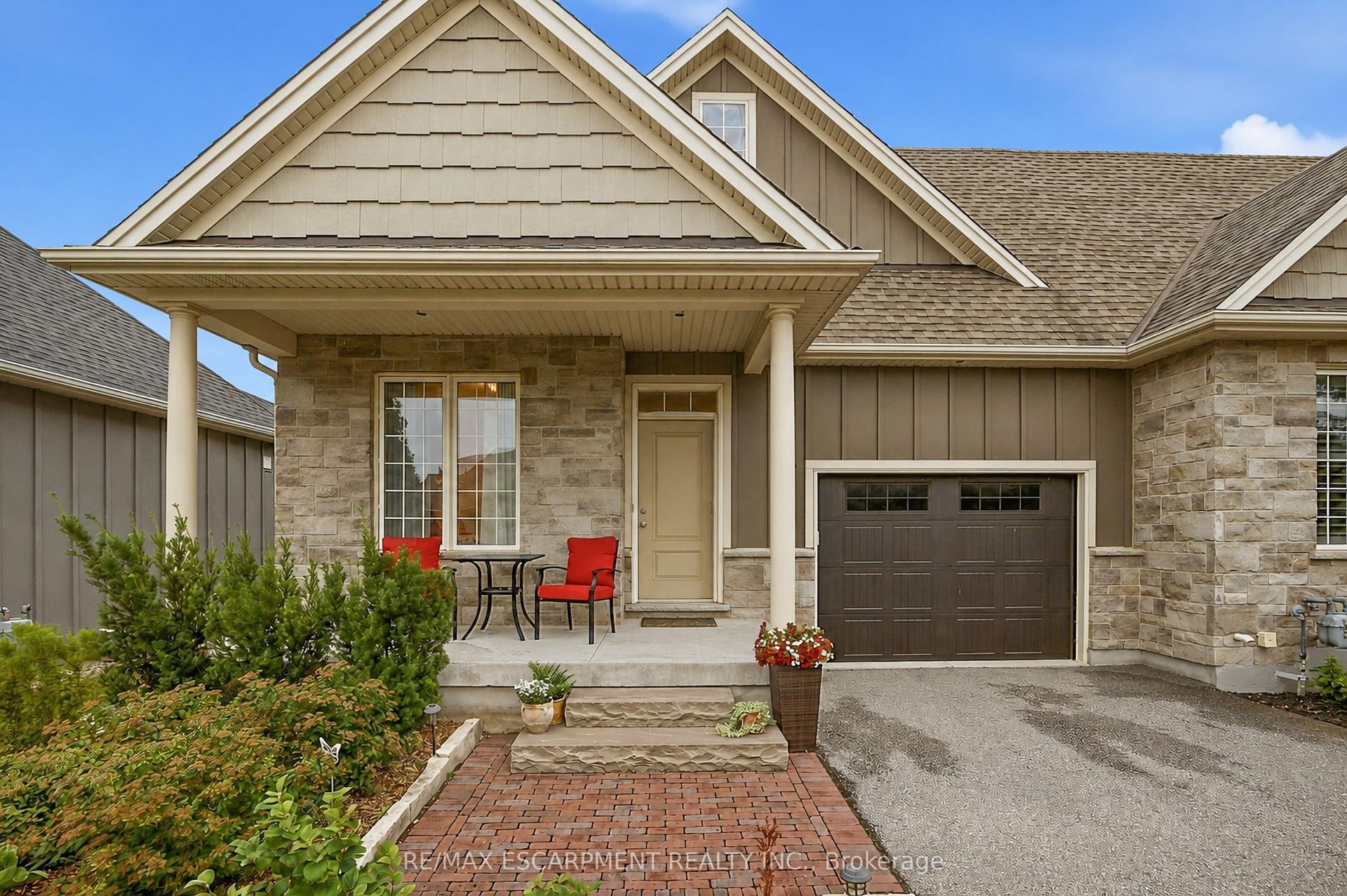 33 Pierpoint Drive, Niagara-on-the-Lake — Townhouse for sale, photo 1