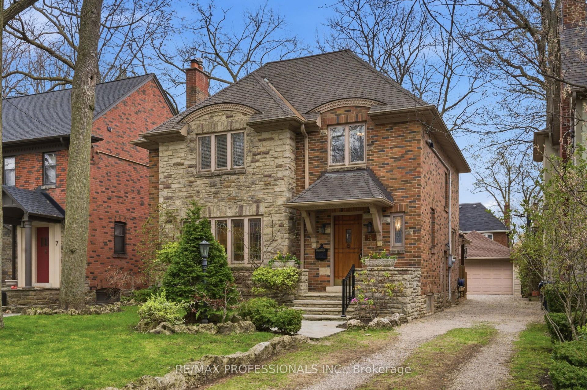 5 Princeton Road — photo 1