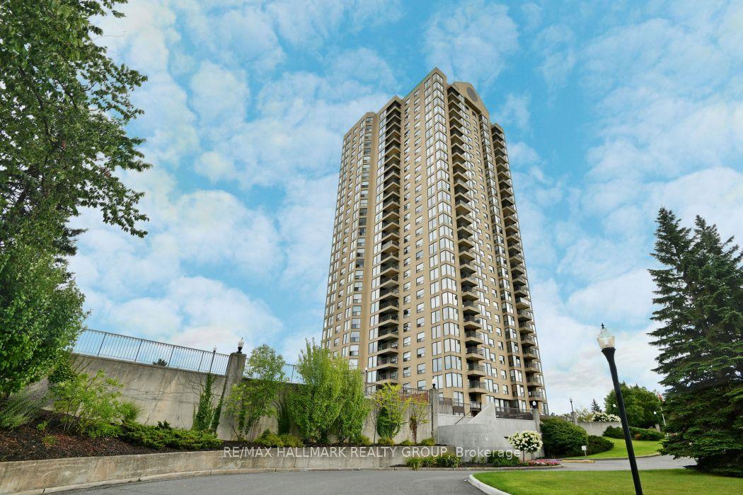 545 St Laurent Boulevard 207 #207, Manor Park - Cardinal Glen and Area — Condo for sale, photo 1