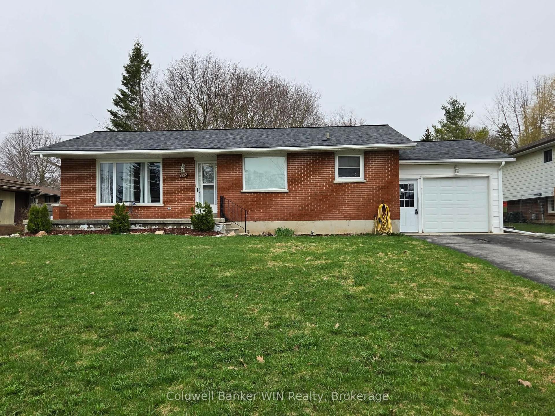 185 Miller Street — photo 1