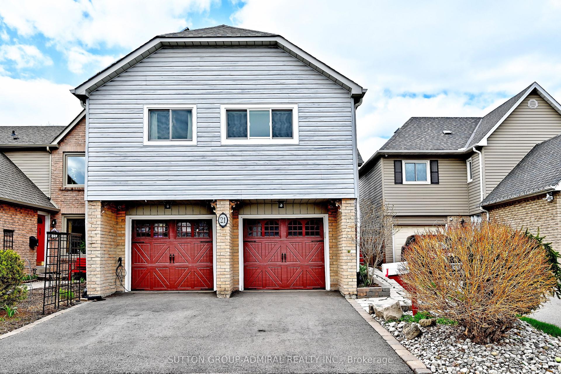 21 Bigham Crescent — photo 1