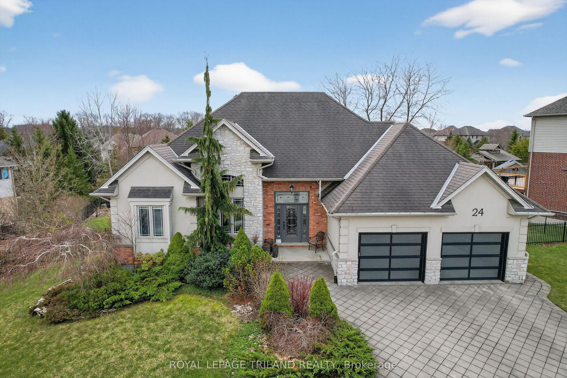 24 Earlscourt Terrace — photo 1