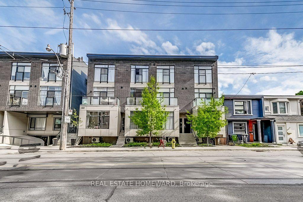 1321 Gerrard Street E 4 #4 — photo 1