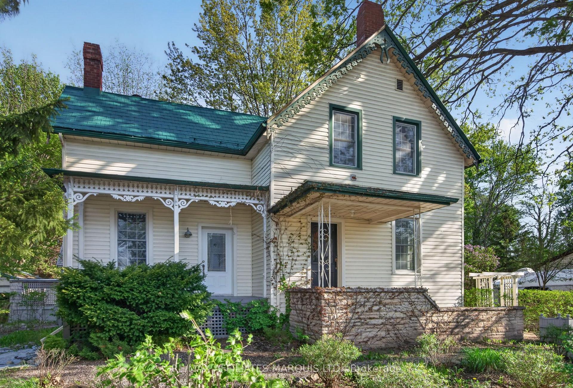 326 Third Street E, Cornwall — Detached for sale, photo 1