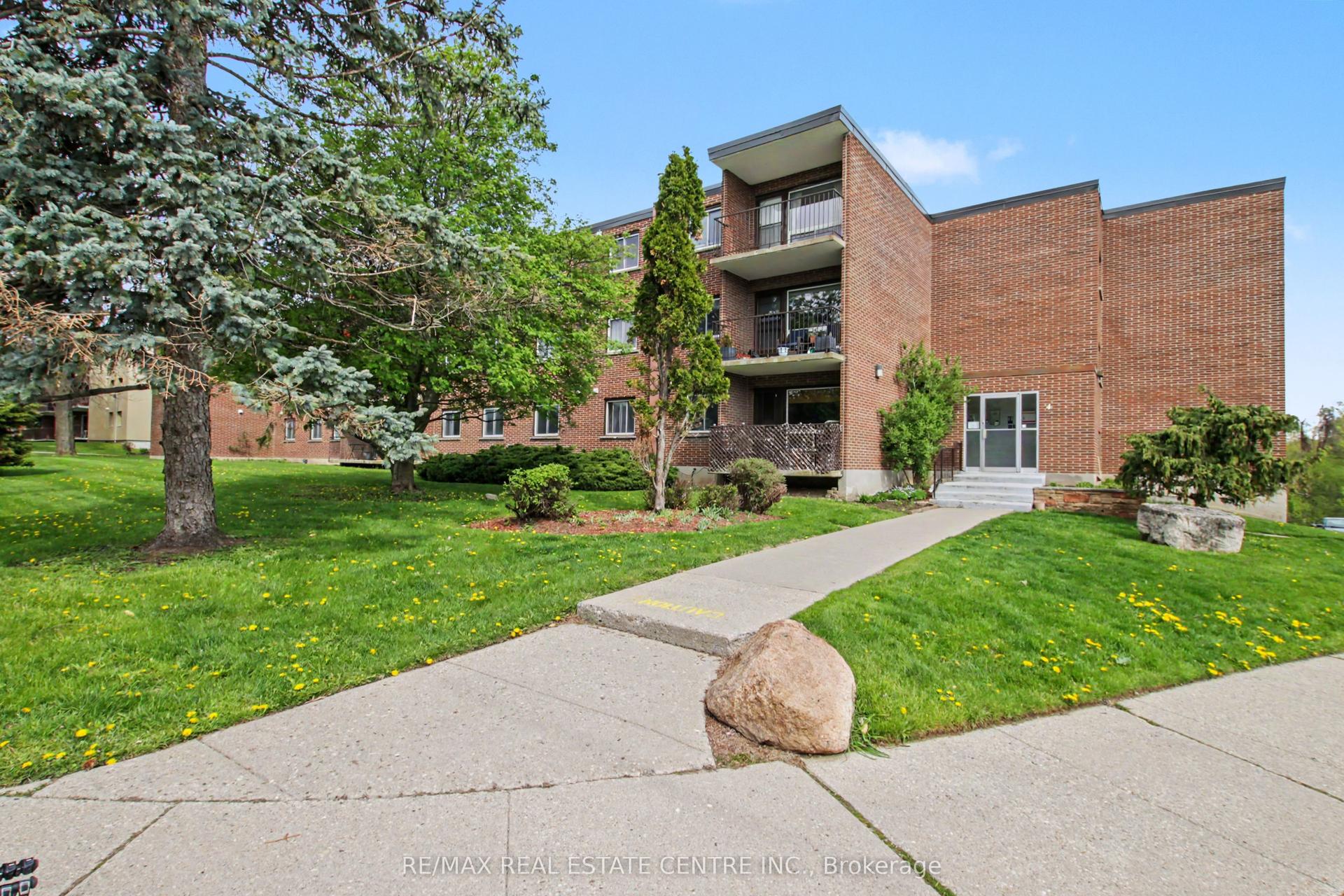 4 Avalon Place 105 #105 — photo 1