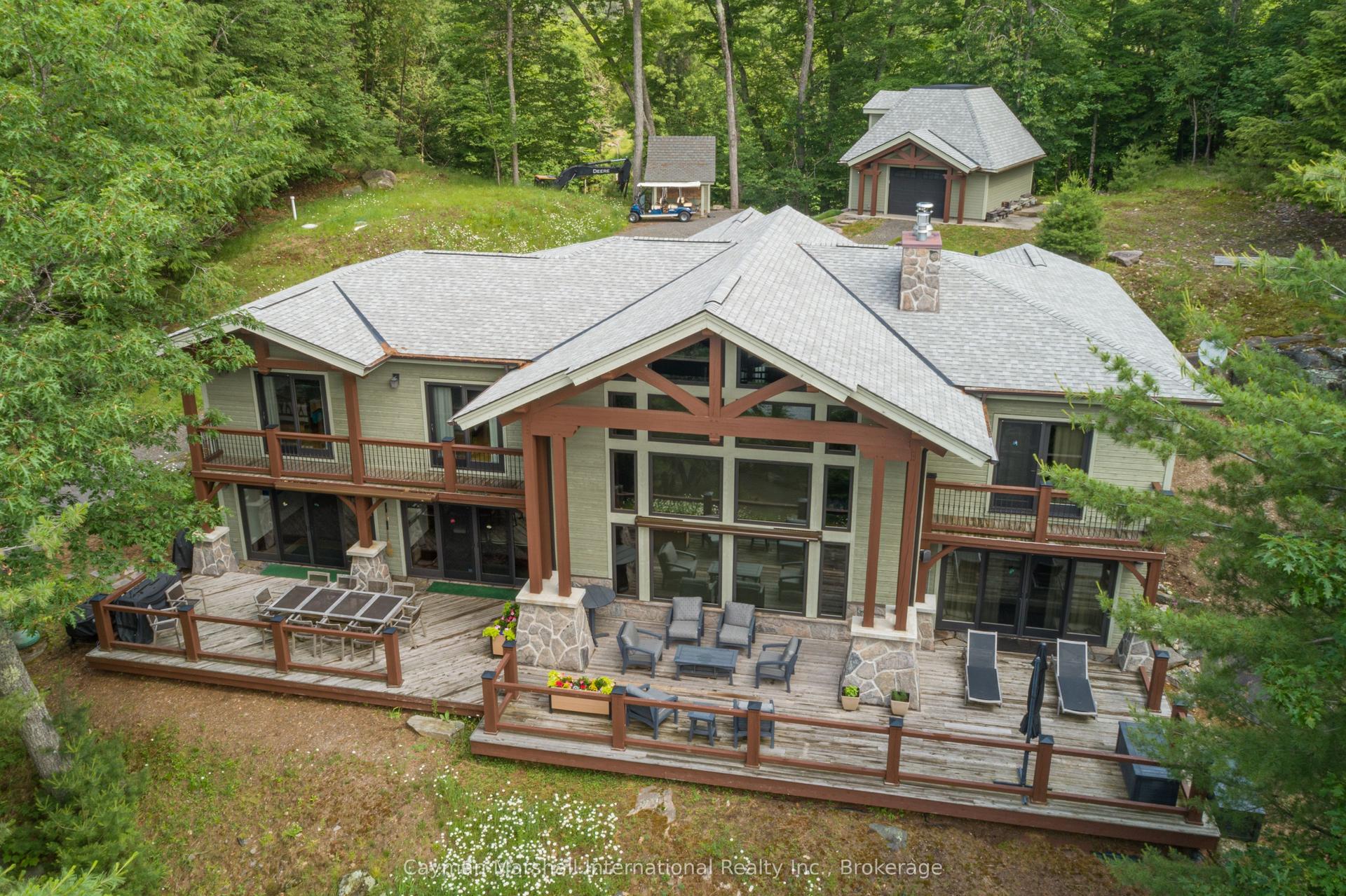 84 BIGWIN ISLAND, Lake of Bays — Detached for sale, photo 1