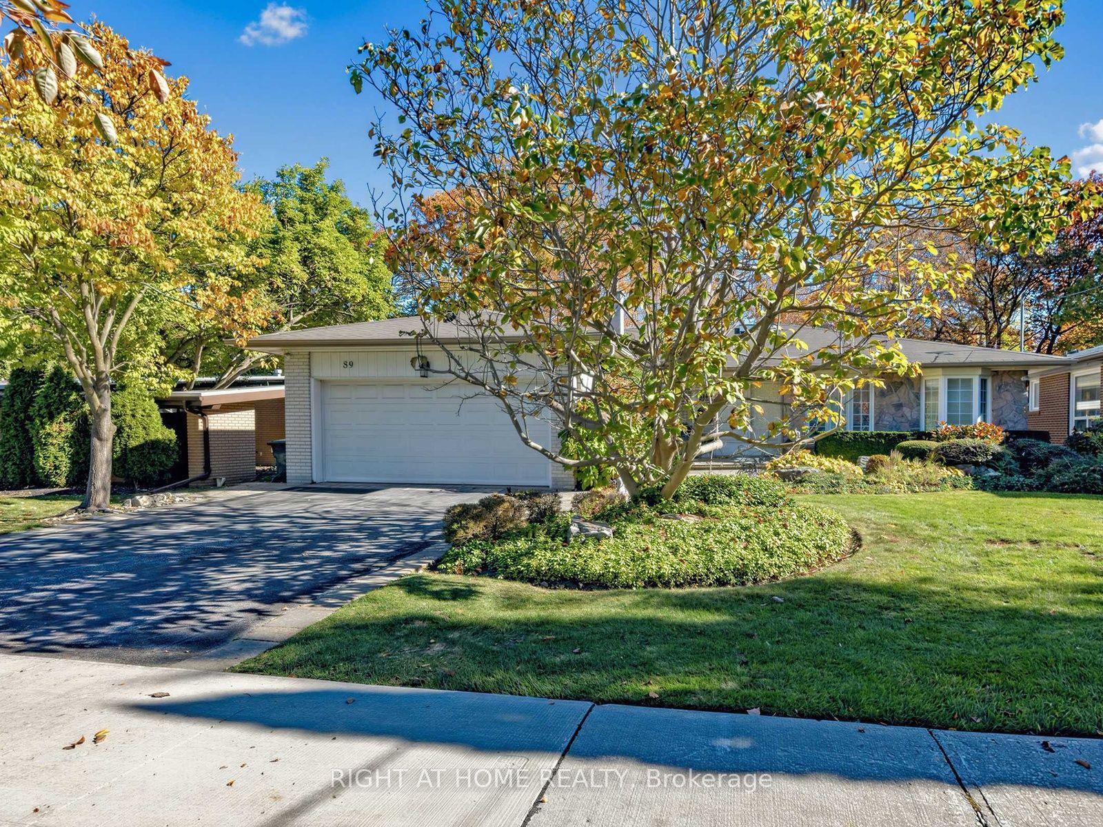 89 Page Avenue, Toronto — Detached for sale, photo 1