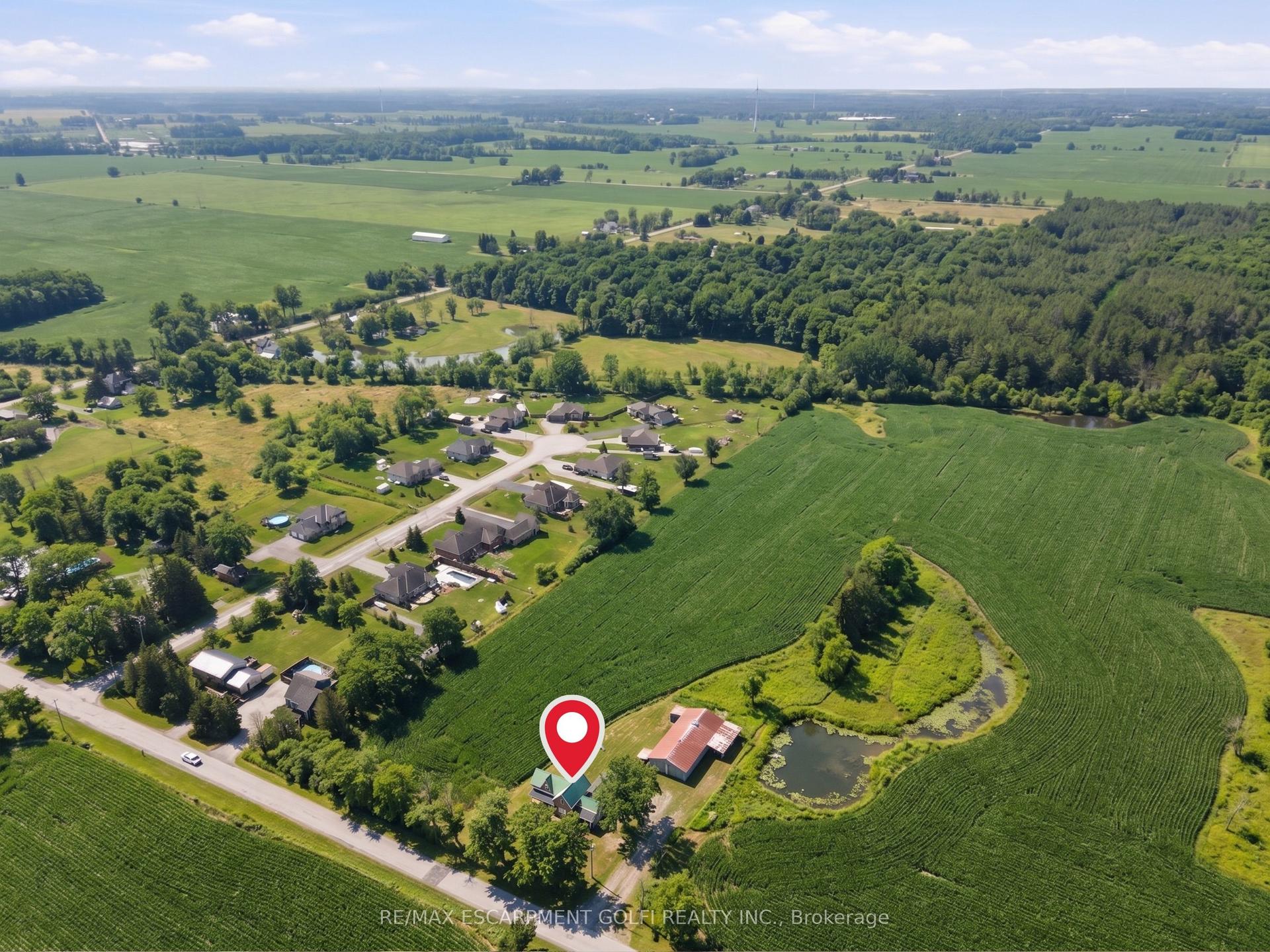 53 Young Road, Haldimand — Detached for sale, photo 1